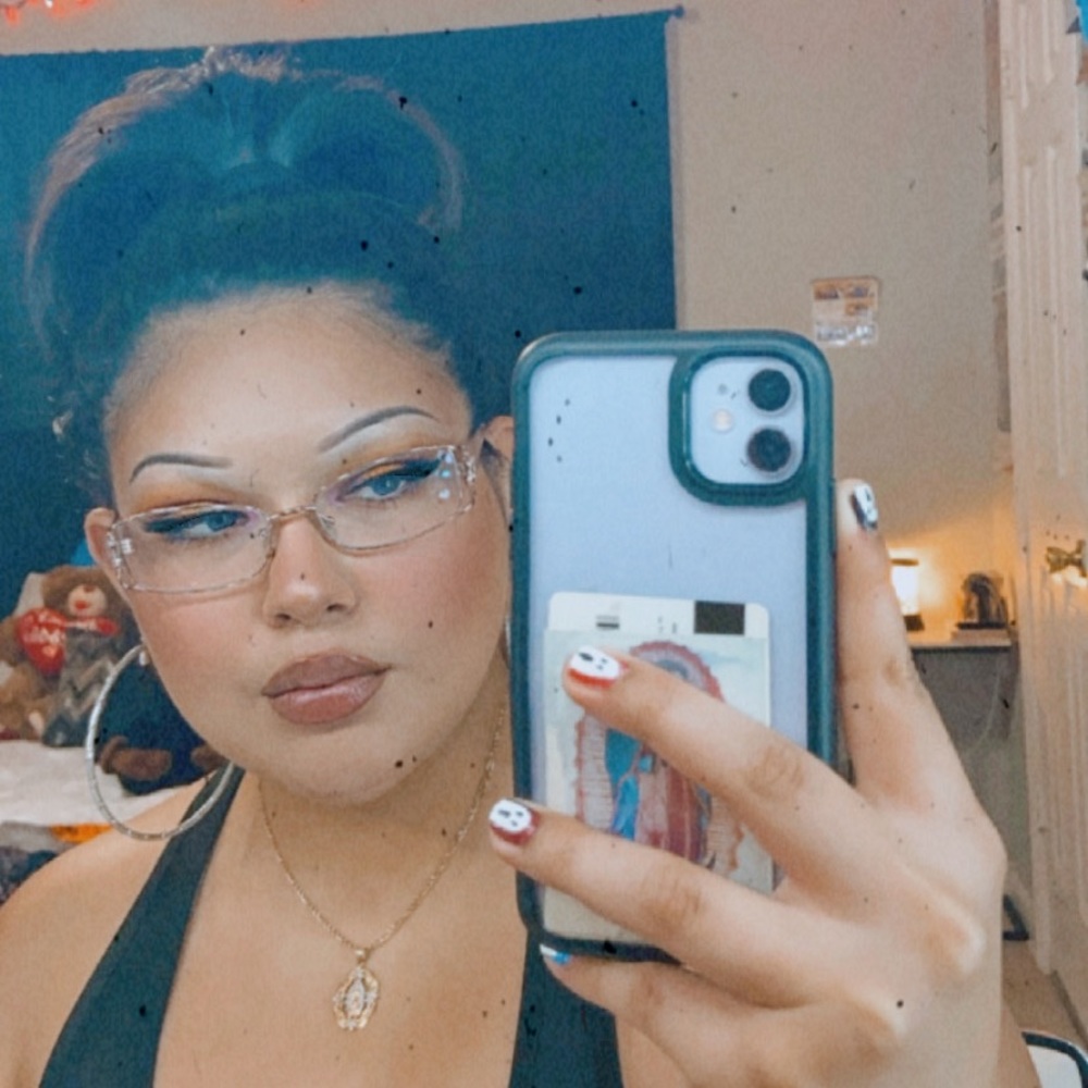 Meet your Posher, Jasmin